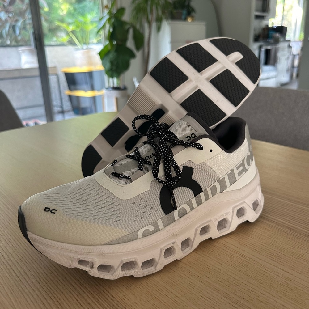 Men’s - On Running - Cloudmonster - White/White - Size 9